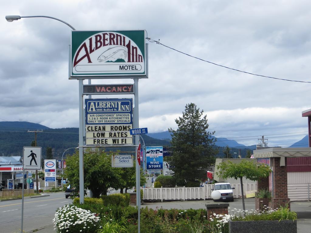 A-1 Alberni Inn Port Alberni Ngoại thất bức ảnh